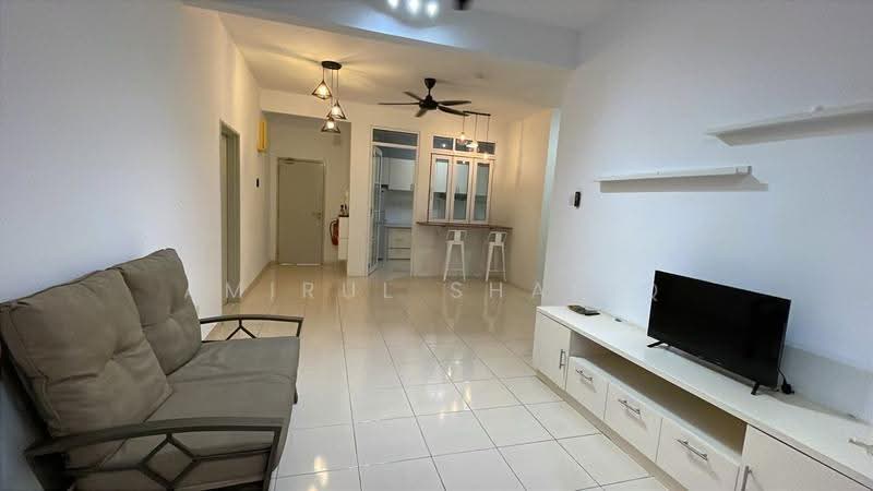 Kondominium untuk Disewa di Residensi Adelia - Amirul Shafiq - Living Room - PropertyGuru.com.my