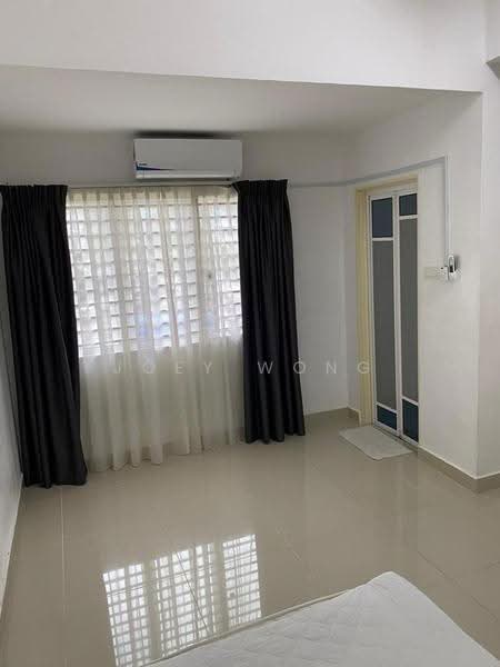 Rumah Teres 2-Tingkat untuk Disewa di Pjs 11 (Sunway) - Joey Wong - Bedroom - PropertyGuru.com.my