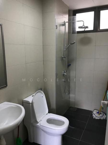 Kondominium untuk Dijual di Skycube - Mocole Lee - Bathroom - PropertyGuru.com.my