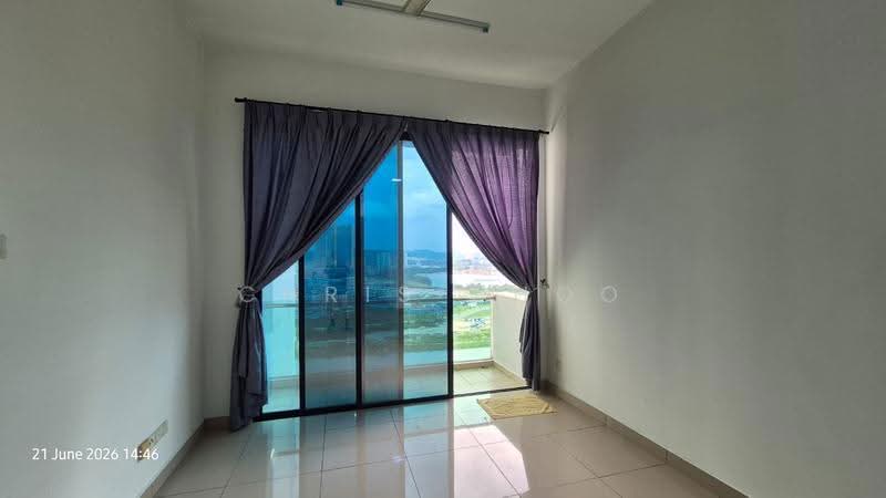 Kondominium untuk Dijual di Riverdale @ Usj One Park - Chris Choo - Balcony - PropertyGuru.com.my