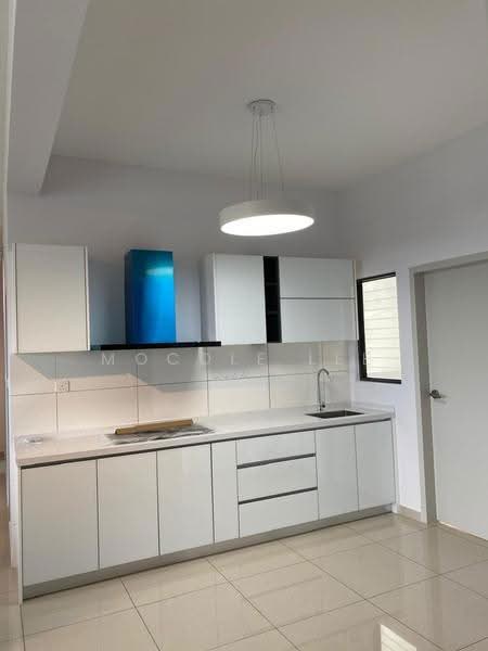 Kondominium untuk Dijual di Waterside Residence - Mocole Lee - Kitchen - PropertyGuru.com.my