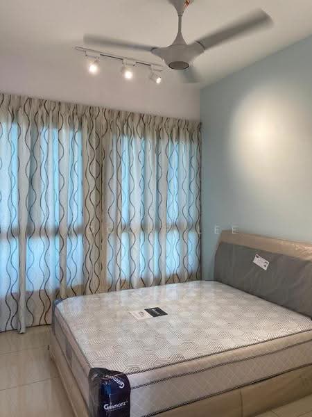 Kondominium untuk Dijual di Waterside Residence - Mocole Lee - Bedroom - PropertyGuru.com.my
