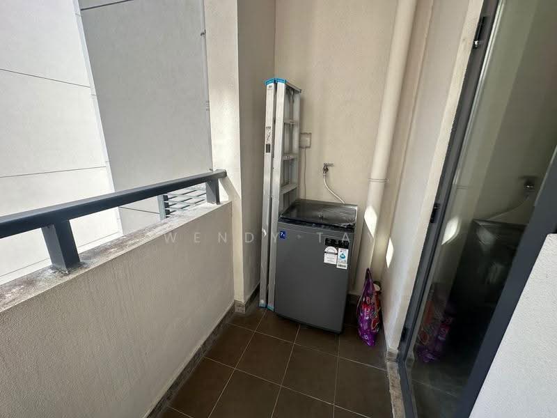 Kondominium untuk Disewa di R&F Princess Cove Phase 2-Seine Region - Wendy Tay - Balcony - PropertyGuru.com.my