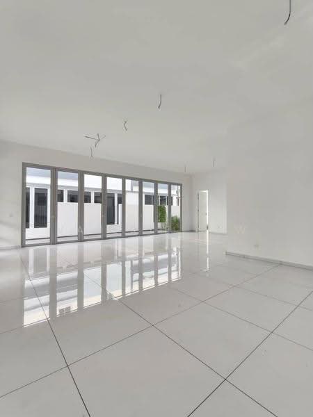 Semi-Detached House for Sale in Taman Ekoflora (Johor Bahru) - Valerie Saw - Living Room - PropertyGuru.com.my