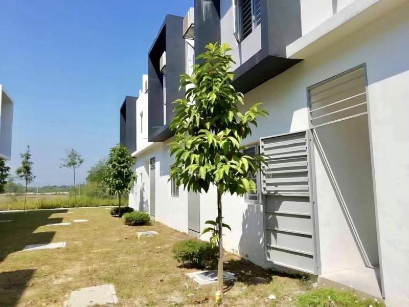 2-storey Terraced House for Rent in Cybersouth (Dengkil) - Peter Tan - PropertyGuru.com.my