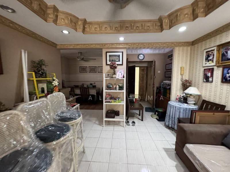 Condominium for Sale at Idaman Putera - Nur Alia Omar - Living Room - PropertyGuru.com.my