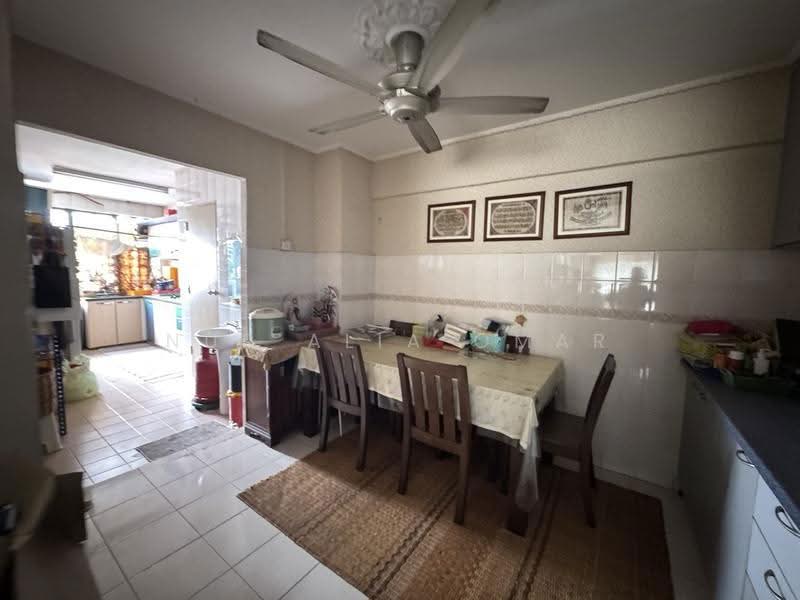Condominium for Sale at Idaman Putera - Nur Alia Omar - Kitchen - PropertyGuru.com.my