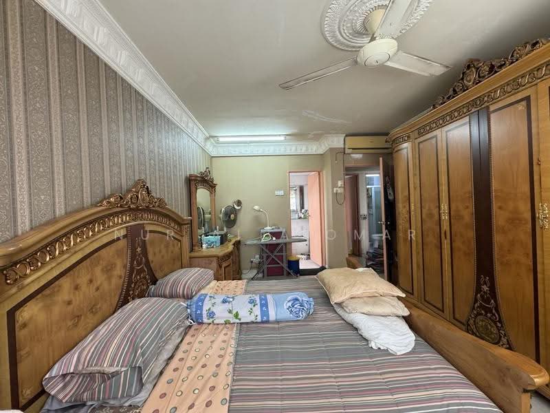 Condominium for Sale at Idaman Putera - Nur Alia Omar - Bedroom - PropertyGuru.com.my