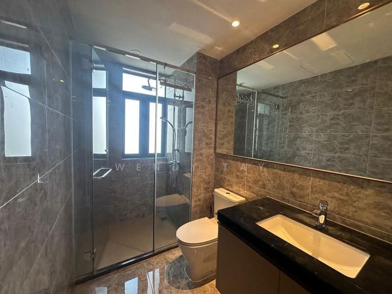 Kondominium untuk Disewa di R&F Princess Cove Phase 2-Seine Region - Wendy Tay - Bathroom - PropertyGuru.com.my