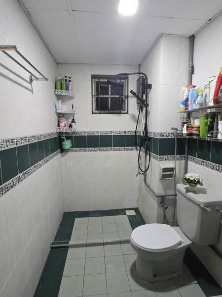 Kondominium untuk Dijual di Avant Court Condominium - Vaness Chin - Bathroom - PropertyGuru.com.my