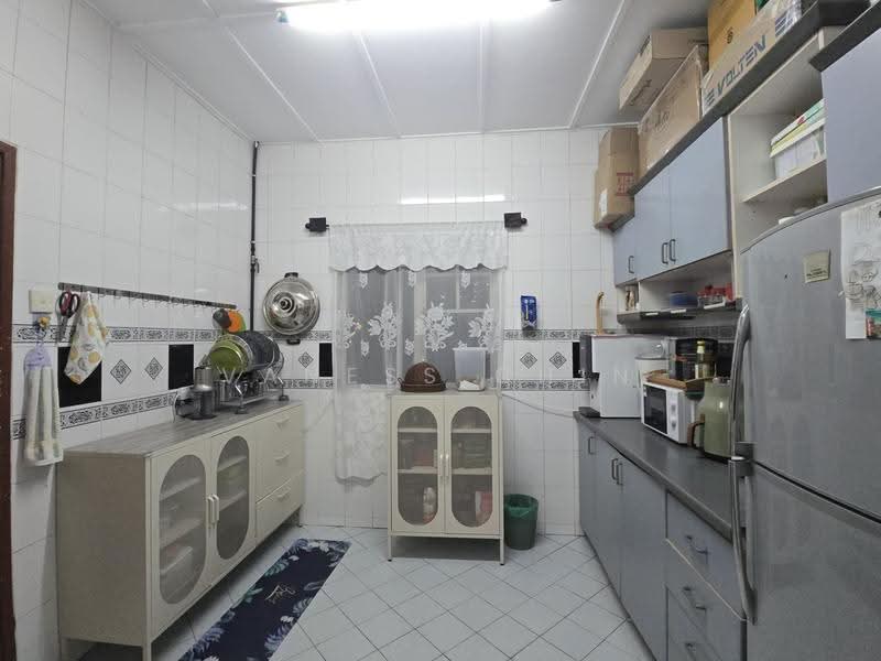 Kondominium untuk Dijual di Avant Court Condominium - Vaness Chin - Kitchen - PropertyGuru.com.my