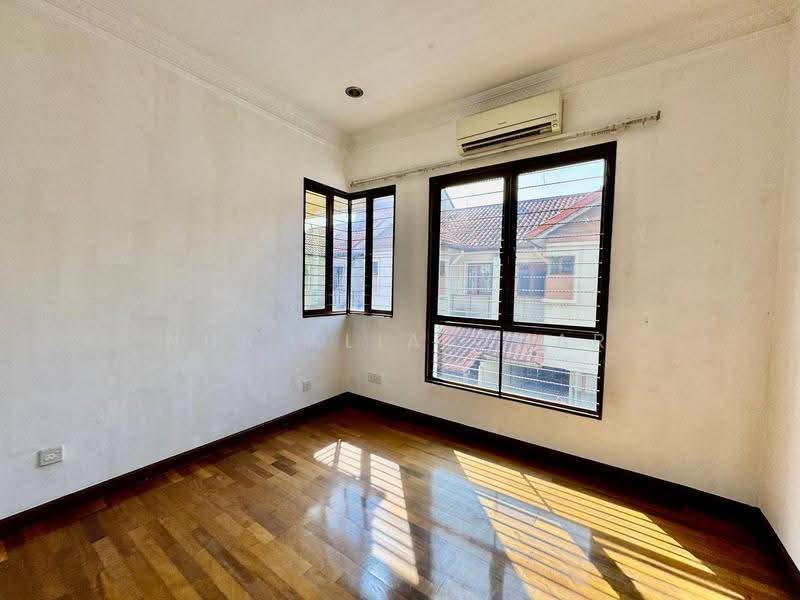 2-storey Terraced House for Sale in Bukit Jelutong (Shah Alam) - Nur Alia Omar - Interior - PropertyGuru.com.my