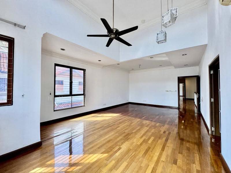 2-storey Terraced House for Sale in Bukit Jelutong (Shah Alam) - Nur Alia Omar - Living Room - PropertyGuru.com.my