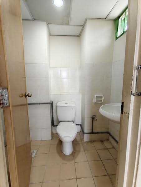 Apartment for Sale at Warisan City View - Charmaine Tan - Bathroom - PropertyGuru.com.my