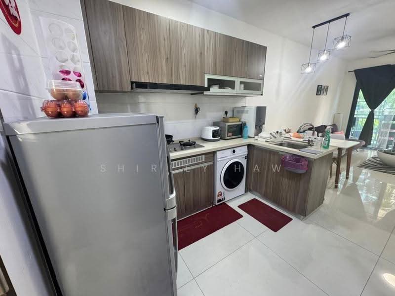 Service Residence for Rent at Country Garden Central Park - Shirley Haw - Kitchen - PropertyGuru.com.my