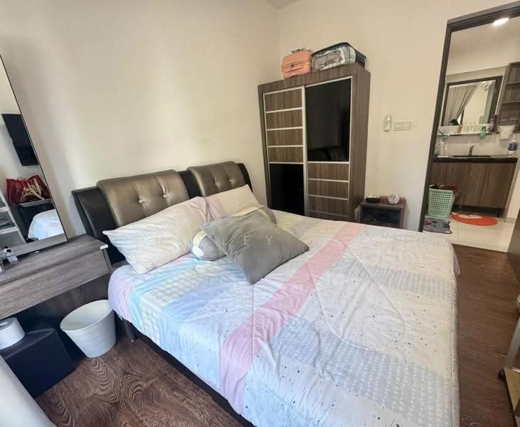 Service Residence for Rent at Country Garden Central Park - Shirley Haw - Bedroom - PropertyGuru.com.my