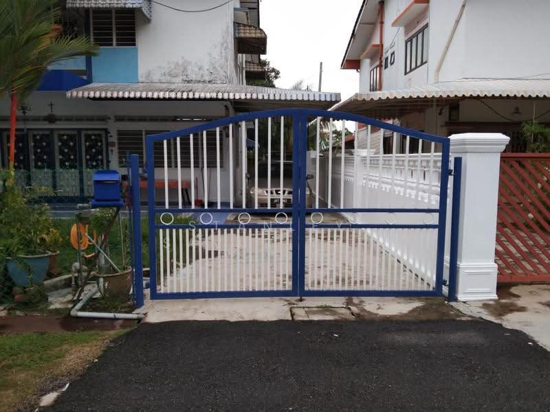 Semi-Detached House for Rent in Bandar Hilir (Melaka City) - Stanley Savuriyar - Exterior - PropertyGuru.com.my
