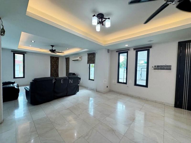 Terraced House for Rent in Bandar Botanic (Klang) - Penny Chia - Living Room - PropertyGuru.com.my