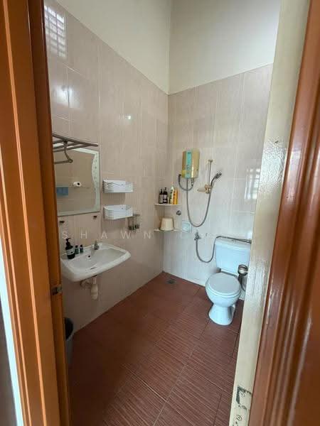 2-storey Terraced House for Sale in Johor Bahru (Johor) - Shawn Chan - Bathroom - PropertyGuru.com.my