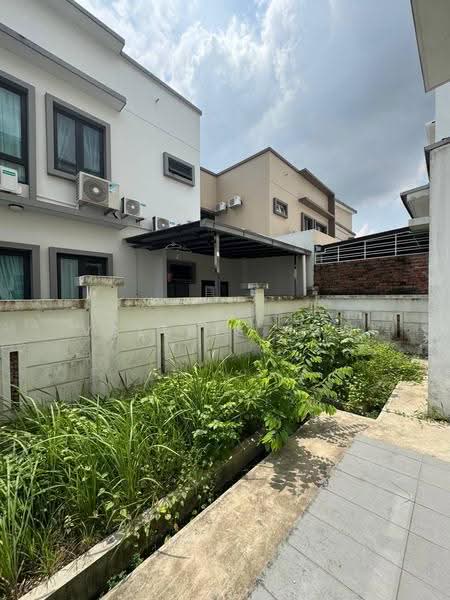 Rumah Kluster untuk Dijual di Taman Kempas Utama (Tebrau) - Valerie Saw - Exterior - PropertyGuru.com.my