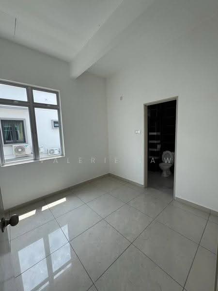 Rumah Kluster untuk Dijual di Taman Kempas Utama (Tebrau) - Valerie Saw - Interior - PropertyGuru.com.my