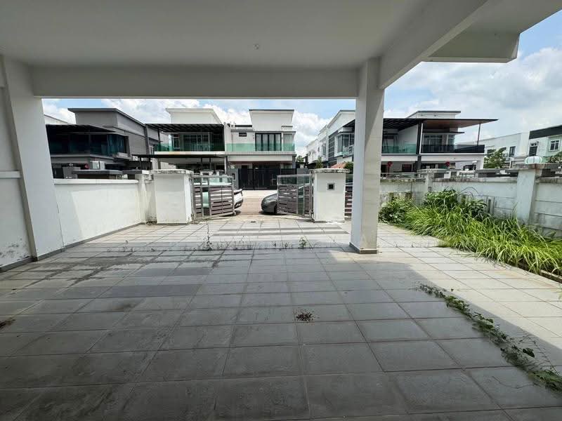 Rumah Kluster untuk Dijual di Taman Kempas Utama (Tebrau) - Valerie Saw - Exterior - PropertyGuru.com.my