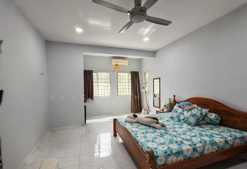 Terraced House for Sale in Bandar Sungai Long (Selangor) - Alicia Choong - Bedroom - PropertyGuru.com.my