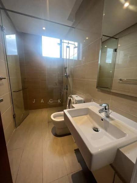 Kediaman Servis untuk Disewa di The Astaka @ 1 Bukit Senyum - Jack Chai - Bathroom - PropertyGuru.com.my