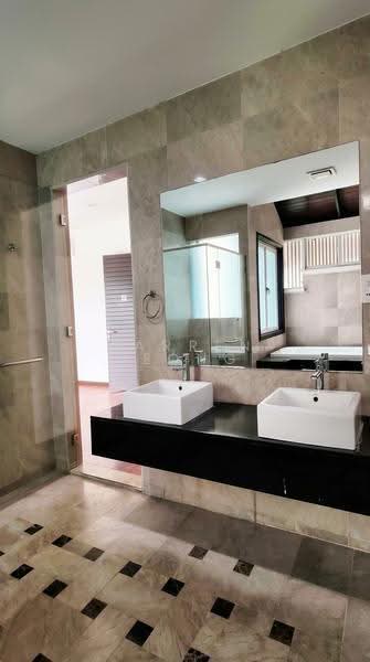 Bungalow House untuk Dijual di Mutiara Seputeh (Seputeh) - Darren Leong - Bathroom - PropertyGuru.com.my