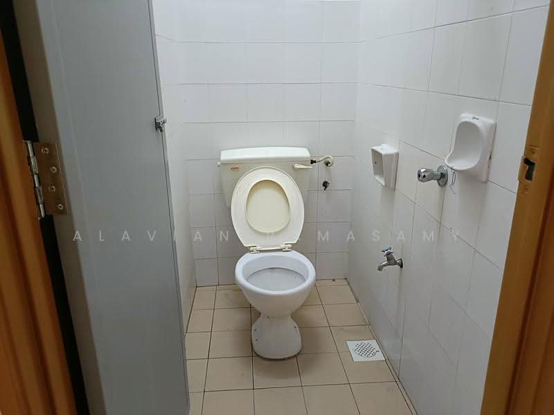 2-storey Terraced House for Rent in Taman Putra Perdana (Puchong) - Alavian Ramasamy - Bathroom - PropertyGuru.com.my