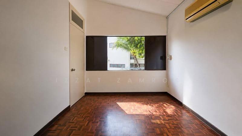 Bungalow House for Sale in Taman Desa (Kuala Lumpur) - Izzat Zamros - PropertyGuru.com.my