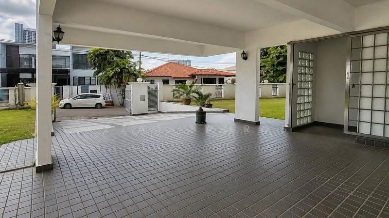 Bungalow House for Sale in Taman Desa (Kuala Lumpur) - Izzat Zamros - PropertyGuru.com.my