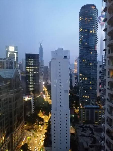 Kondominium untuk Disewa di Sky Suites @ KLCC - Simon G A Tan - Sunset view Menara 118 KL Tower Public - PropertyGuru.com.my