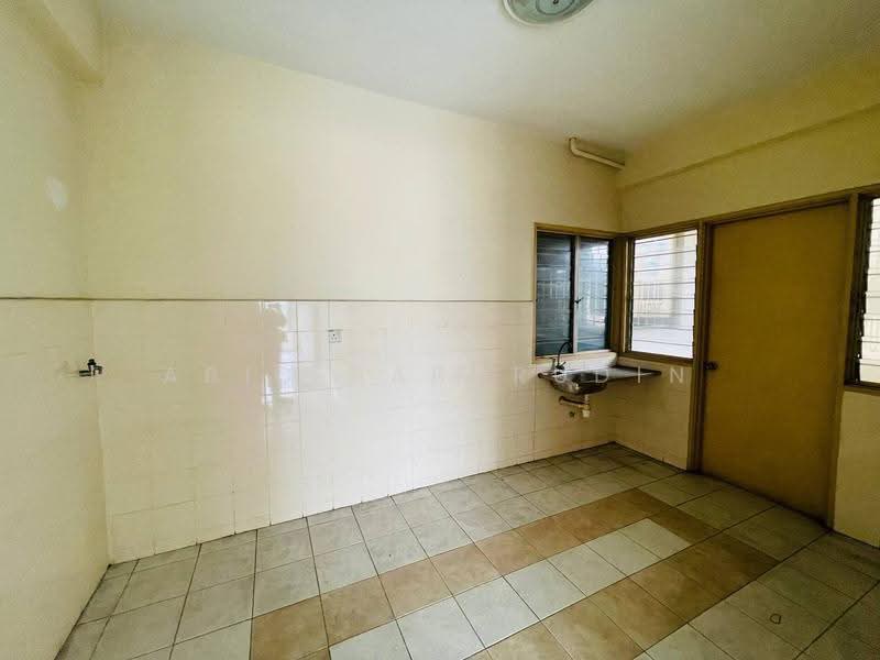 Kondominium untuk Dijual di Menara Menjalara - Abid Sabarudin - Kitchen - PropertyGuru.com.my