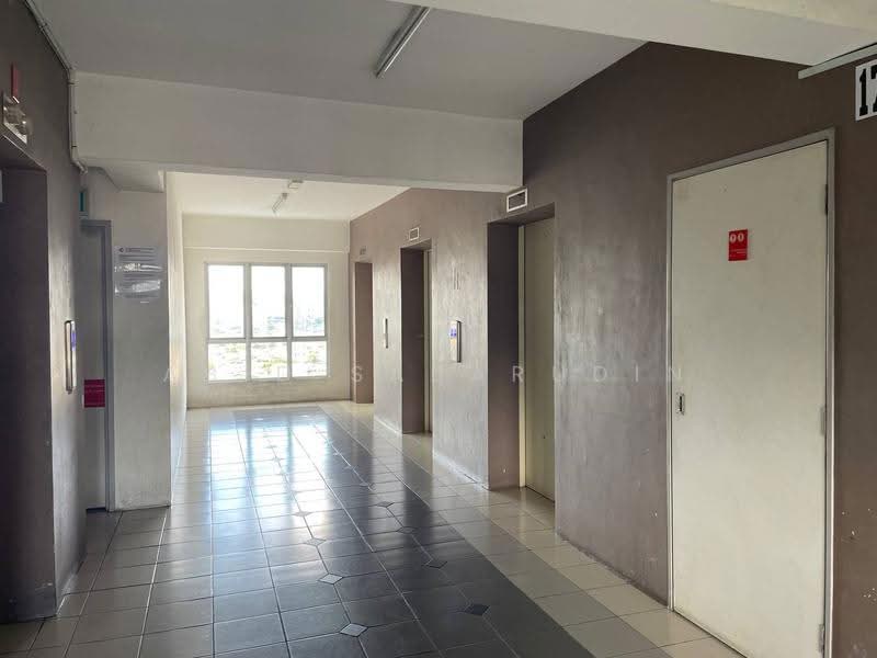 Kondominium untuk Dijual di Axis Residence @ Axis Pandan - Abid Sabarudin - Corridor - PropertyGuru.com.my