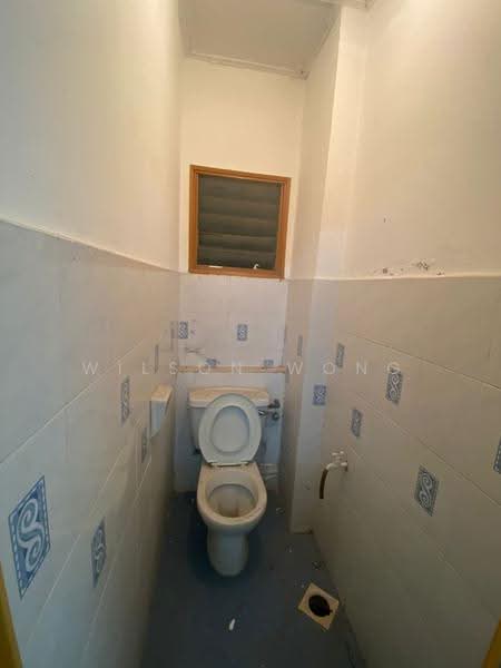 Flat for Sale at Mutiara Magna - Wilson Wong - Bathroom - PropertyGuru.com.my