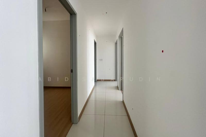 Condominium for Rent at LEA By The Hills - Abid Sabarudin - Corridor - PropertyGuru.com.my