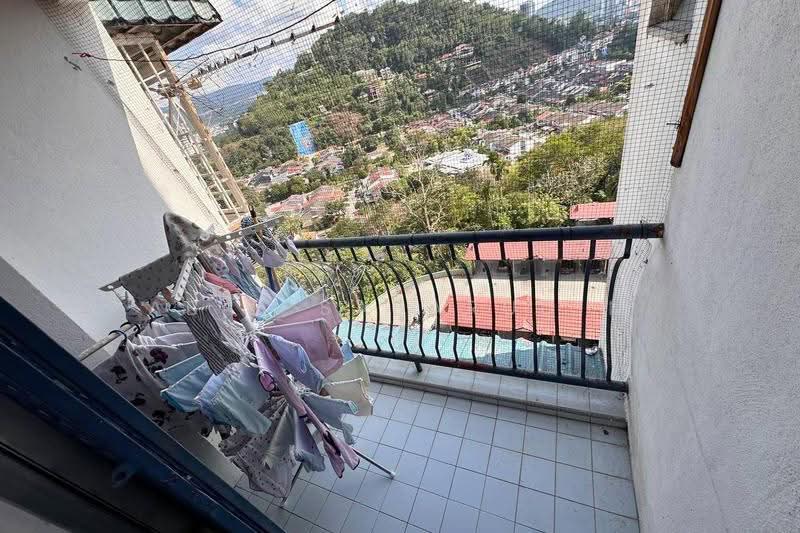Pangsapuri untuk Dijual di Desa View Towers - Abid Sabarudin - Balcony - PropertyGuru.com.my