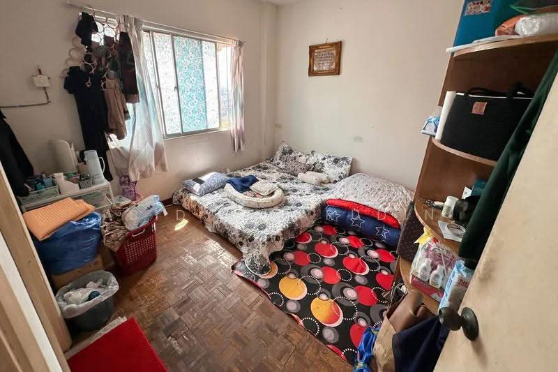 Pangsapuri untuk Dijual di Desa View Towers - Abid Sabarudin - Bedroom - PropertyGuru.com.my