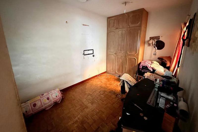 Pangsapuri untuk Dijual di Desa View Towers - Abid Sabarudin - Bedroom - PropertyGuru.com.my