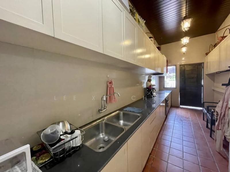 Bungalow House for Rent in Bayan Lepas (Penang) - Lee Xue Chen - Kitchen - PropertyGuru.com.my