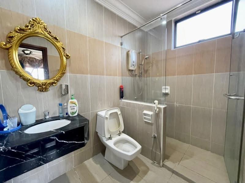 Bungalow House for Rent in Bayan Lepas (Penang) - Lee Xue Chen - Bathroom - PropertyGuru.com.my
