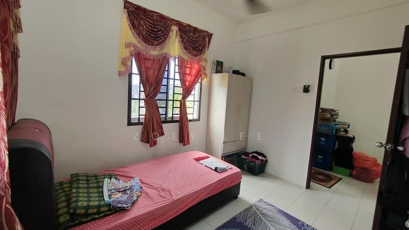 2-storey Terraced House for Sale in Taman Scientex Pasir Gudang (Pasir Gudang) - Zoey Lee - Bedroom - PropertyGuru.com.my