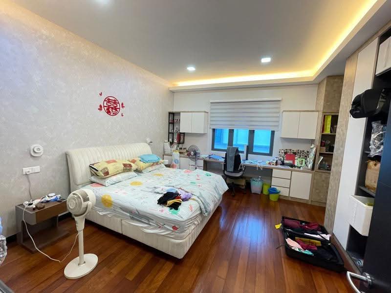 Bungalow House for Sale in Bandar Putra Permai (Seri Kembangan) - Grace Tan - PropertyGuru.com.my