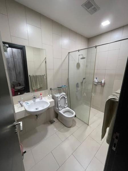 Bungalow House for Sale in Bandar Putra Permai (Seri Kembangan) - Grace Tan - PropertyGuru.com.my