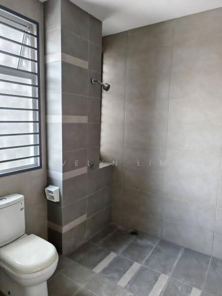 2-storey Terraced House for Sale in Bandar Rimbayu (Telok Panglima Garang) - Evelyn Lim - Bathroom - PropertyGuru.com.my