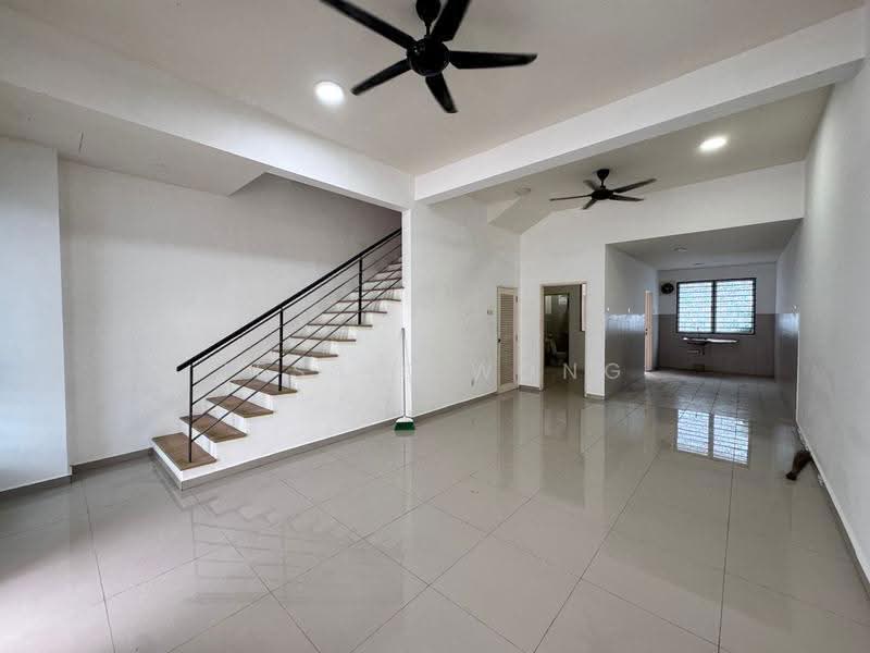 Terraced House for Sale in Bandar Country Homes (Rawang) - Jessie Wong - Living Room - PropertyGuru.com.my