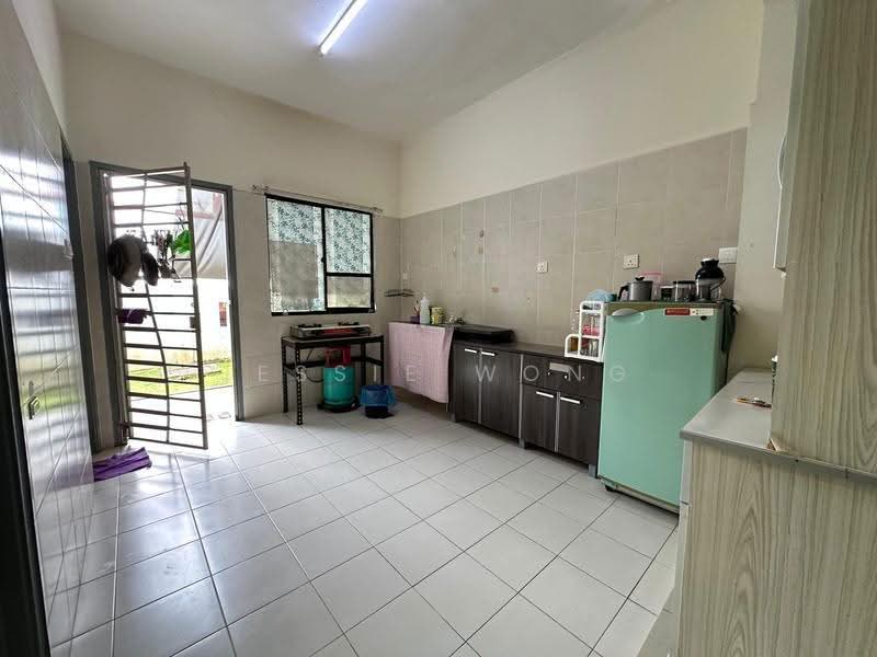 Rumah Teres 2-Tingkat untuk Dijual di Bandar Tasik Puteri (Rawang) - Jessie Wong - Kitchen - PropertyGuru.com.my