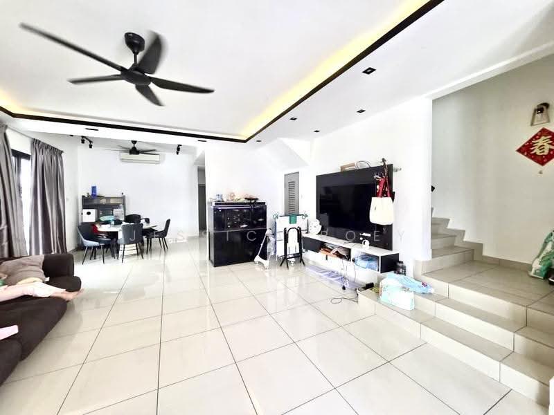 Terraced House for Sale in Bandar Dato Onn (Tebrau) - Jessica Boey - Living Room - PropertyGuru.com.my