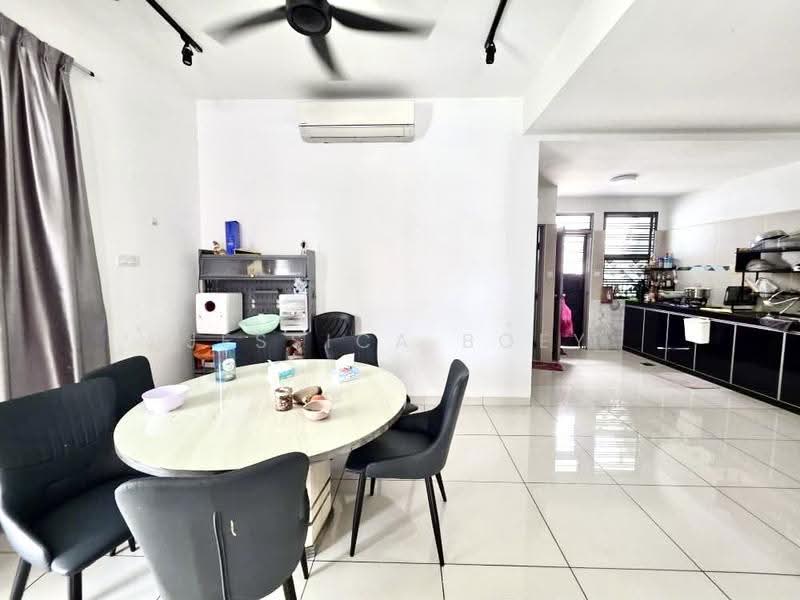 Terraced House for Sale in Bandar Dato Onn (Tebrau) - Jessica Boey - Dining Room - PropertyGuru.com.my